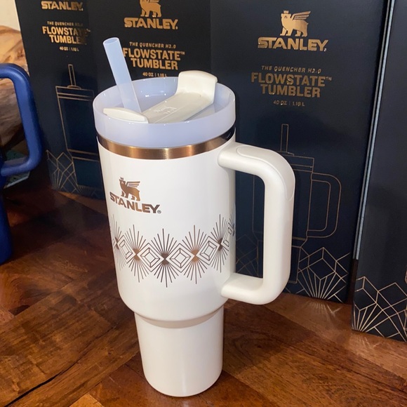 NEW STANLEY QUENCHER H2.0 FLOWSTATE™ TUMBLER | 40 OZ  DECO COLLECTION - Picture 8 of 16